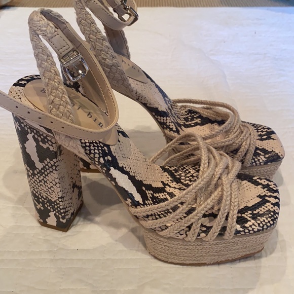 NWT GIANNI BINI shanika platform sandals - Picture 2 of 11